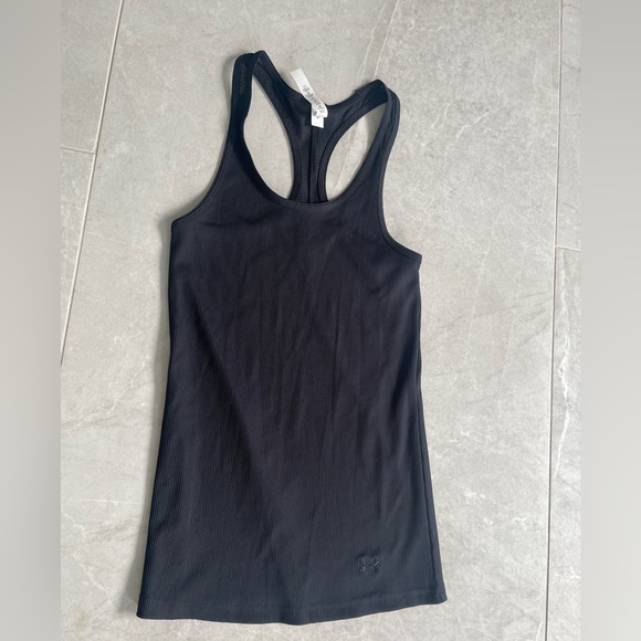 Under armour Tank - Picture 4 of 5